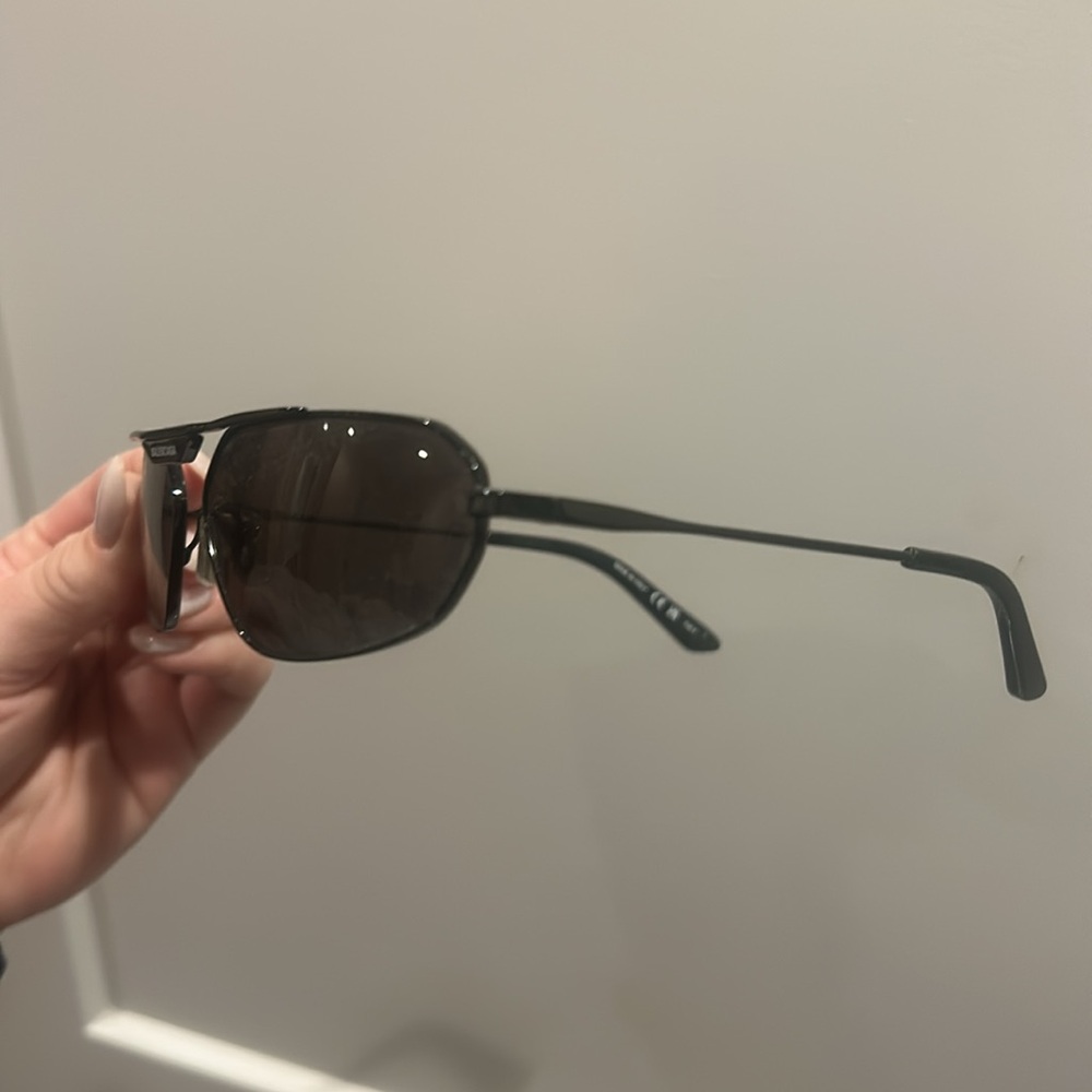 Balenciaga sunglasses - Picture 3 of 5